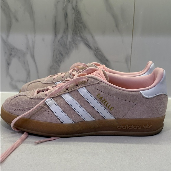 ADIDAS GAZELLE “SANDY PINK GUM" - Picture 10 of 15